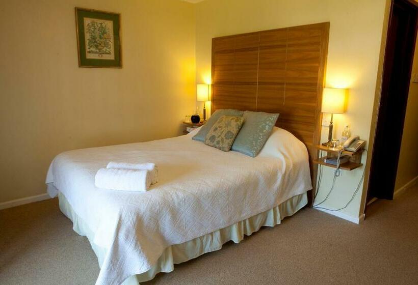 اتاق استاندارد, Yalbury Cottage