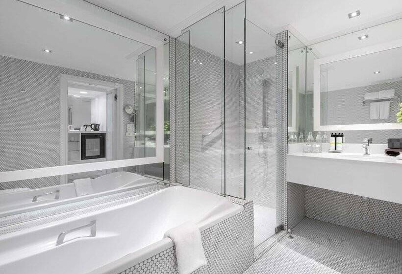 Quarto Deluxe, Pullman Bangkok Hotel G