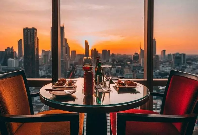 Club Room