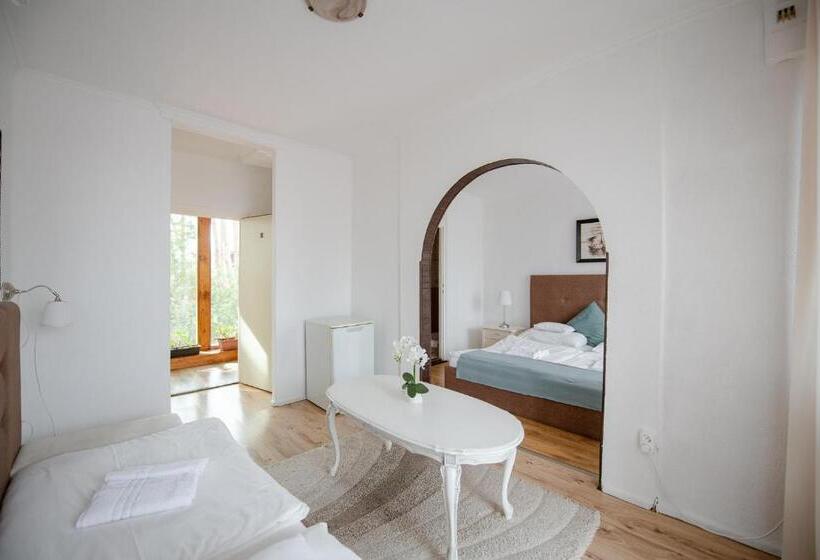 スタンダードトリプルルーム, Barbizon