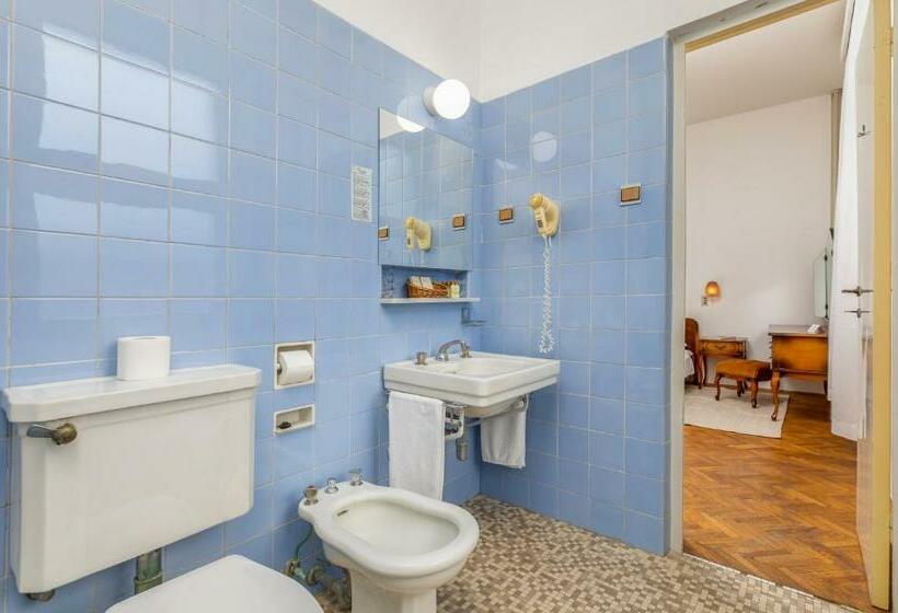 חדר משפחתי נוף לגינה, Brijuni Rooms Karmen