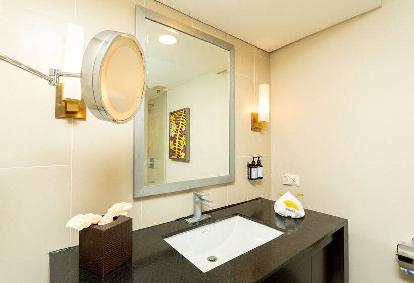 Номер Стандарт 2 Двуспальные Кровати, Hilton San Salvador