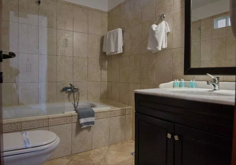 سوییت, Hilton San Salvador