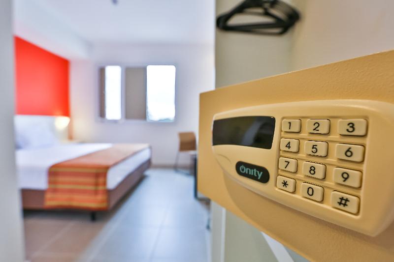 스위트, Hilton San Salvador