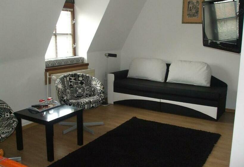 Номер Стандарт, Horváth Fogadó Panzió