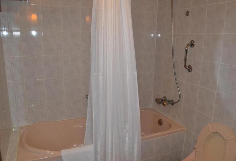 Классический Номер, Sheraton Khalidiya