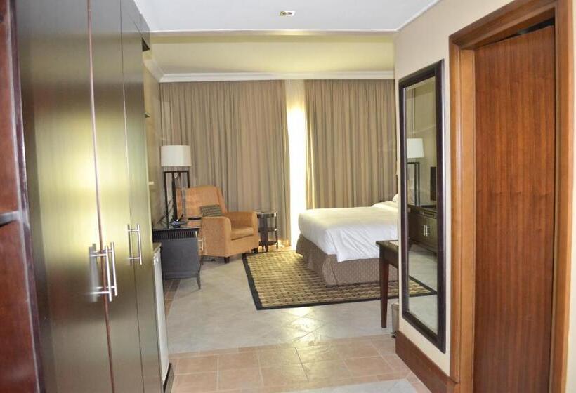 Классический Номер, Sheraton Khalidiya