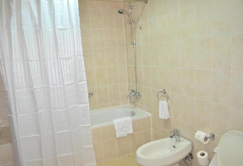 Классический Номер, Sheraton Khalidiya