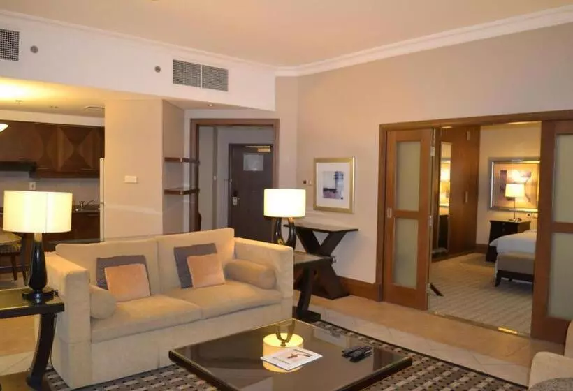 سوییت, Sheraton Khalidiya