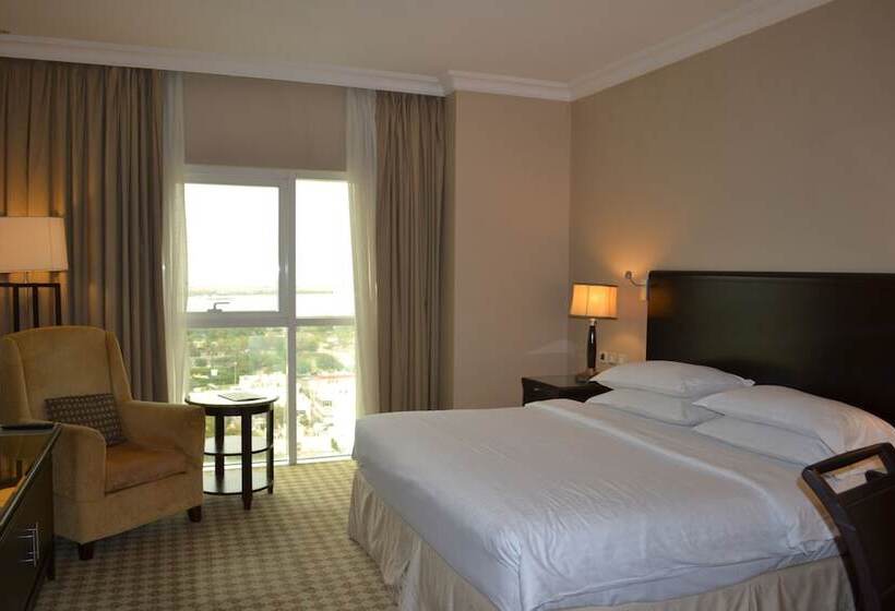 Классический Номер Вид на Море, Sheraton Khalidiya