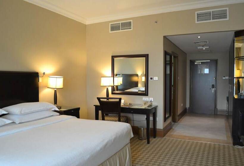 Классический Номер Вид на Море, Sheraton Khalidiya