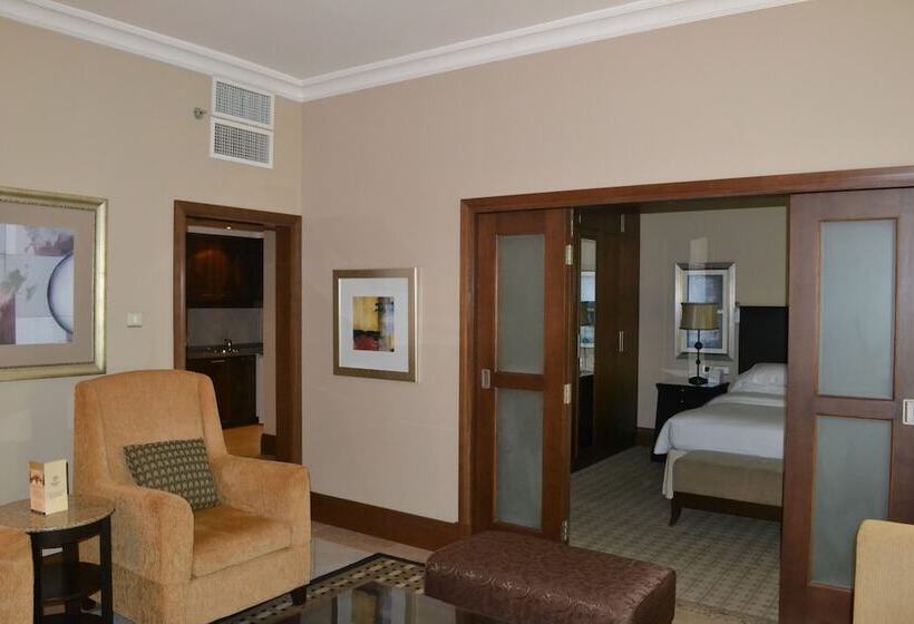 Полулюкс, Sheraton Khalidiya