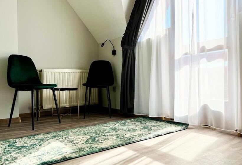 חדר סטנדרט עם מרפסת, Nussbaum Panzio