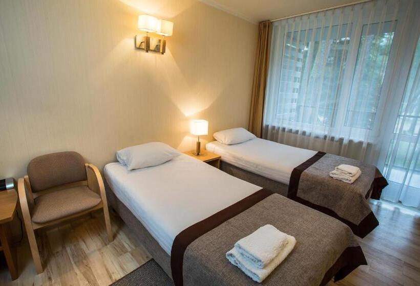 חדר סופריור, Orle