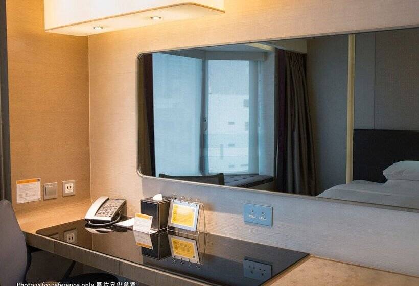 اتاق لوکس, Royal Plaza