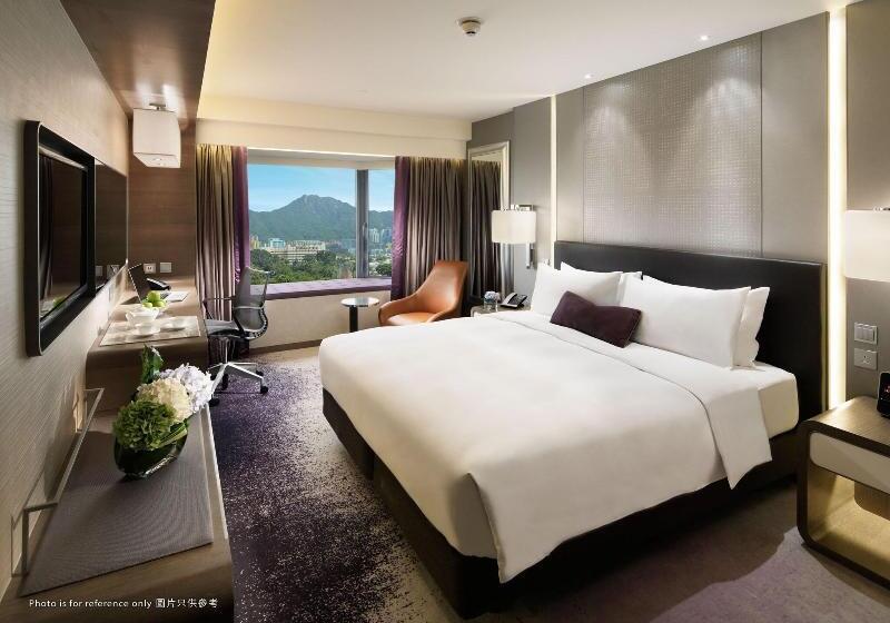 اتاق لوکس با تخت بزرگ, Royal Plaza