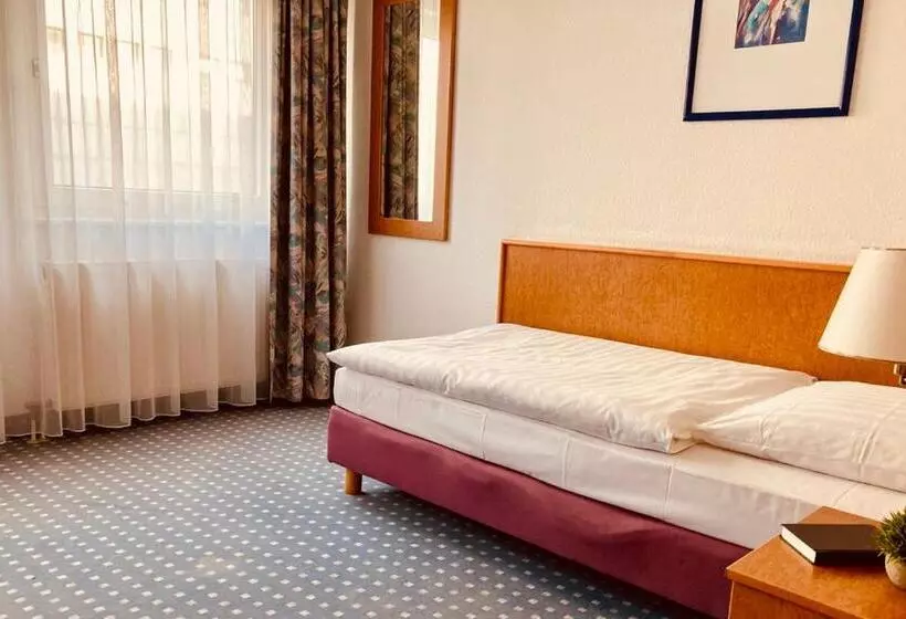 シングルベーシックルーム, Akzent Congresshotel Hoyerswerda