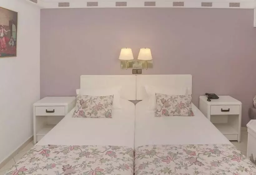 اتاق استاندارد سه نفره, Agadir Beach Club
