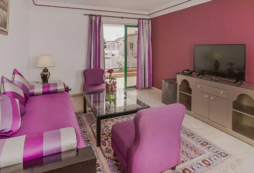سوییت خانوادگی, Agadir Beach Club