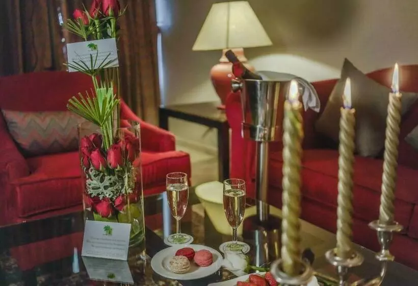 سوییت با چشم‌انداز استخر, Agadir Beach Club