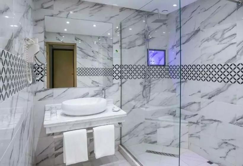 اتاق استاندارد با چشم‌انداز استخر, Agadir Beach Club
