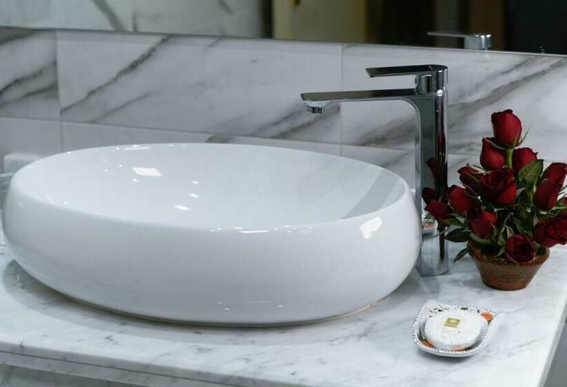 듀플렉스 스위트, Agadir Beach Club