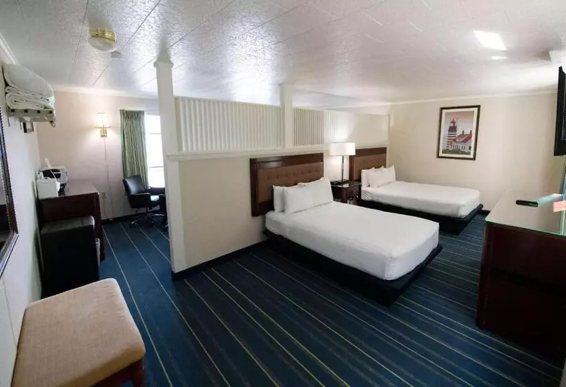 سوییت, Days Inn By Wyndham Bar Harbor