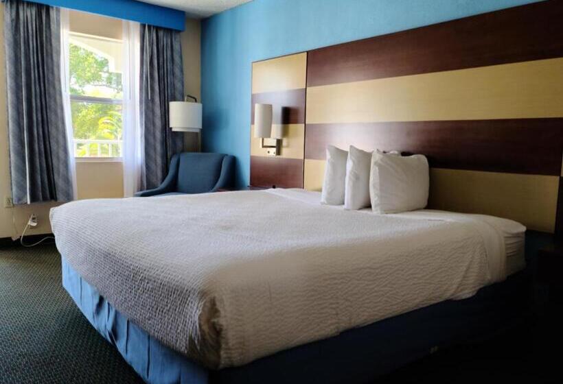 キングサイズベッドのスタンダードルーム, Days Inn By Wyndham Bradenton I75