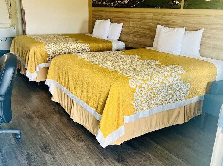 Standardzimmer 2 Doppelbetten, Days Inn By Wyndham Fort Wayne