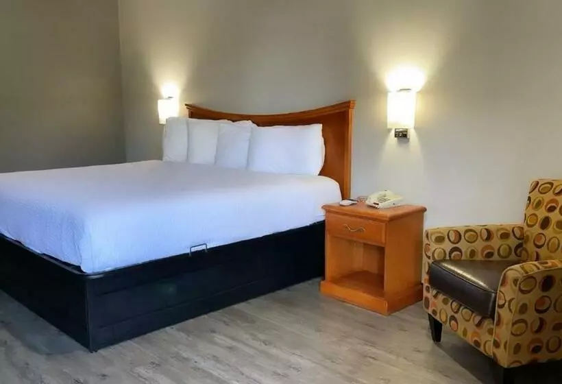 キングサイズベッドのスタンダードルーム, Days Inn By Wyndham North Little Rock Maumelle