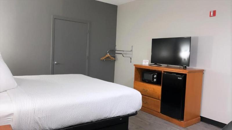 Номер Стандарт Кровать Кинг Адаптированный для Инвалидов, Days Inn By Wyndham North Little Rock Maumelle