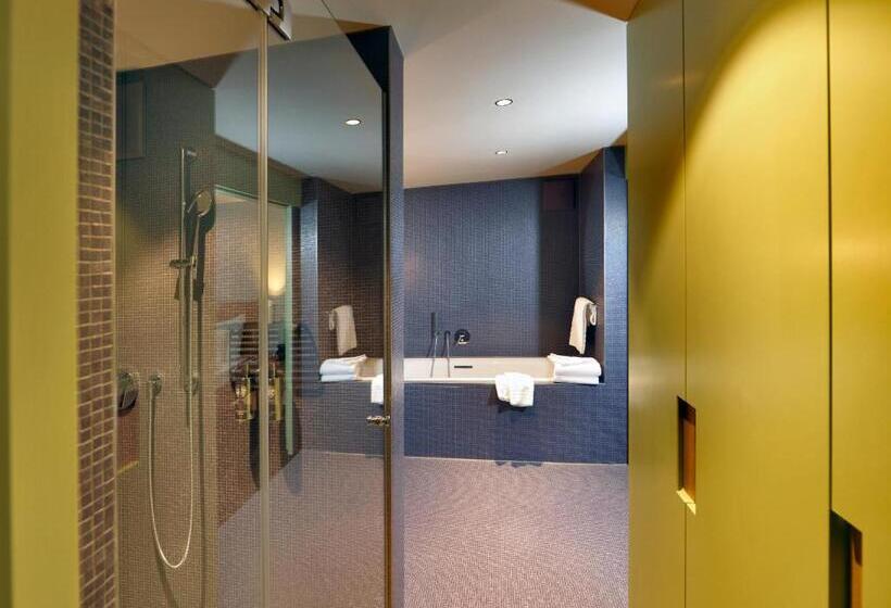 סוויטת ג'וניור עם מרפסת, Hof Weissbad