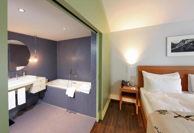 סוויטת ג'וניור עם מרפסת, Hof Weissbad