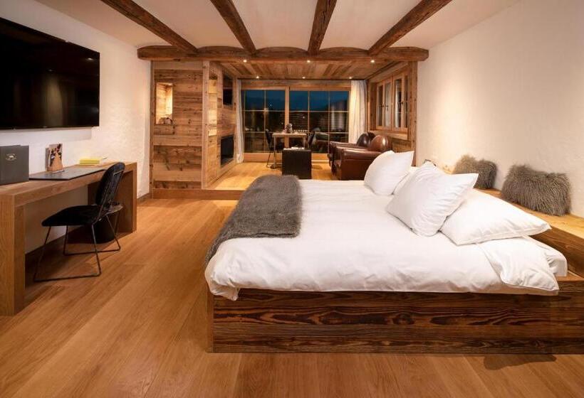 سوییت جونیور, Hostellerie Du Pas De L Ours Relais Et Châteaux