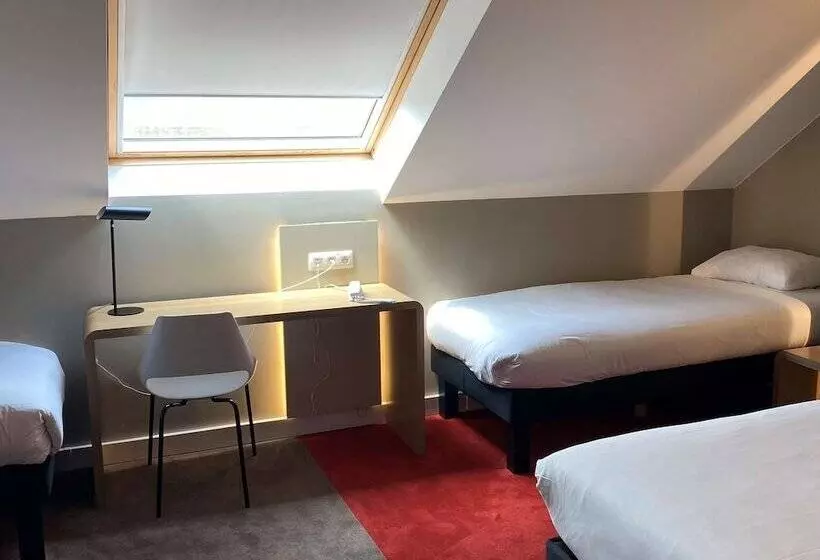 اتاق خانوادگی, Ibis Wavre Brussels East