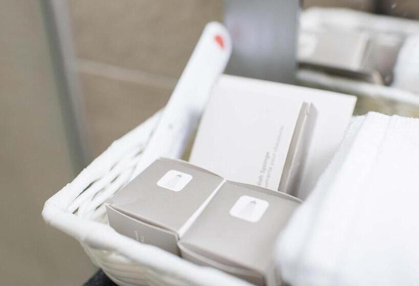 수피리어 룸, Kernen