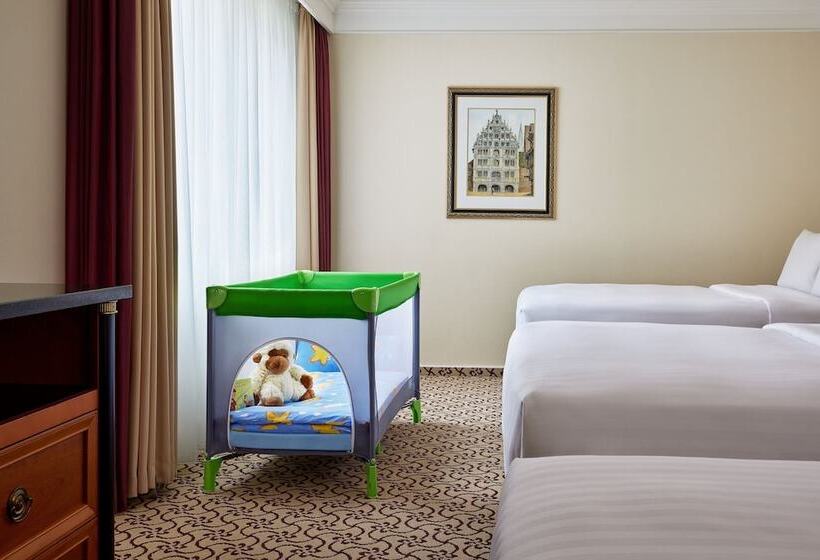 Семейный Номер, Leipzig Marriott