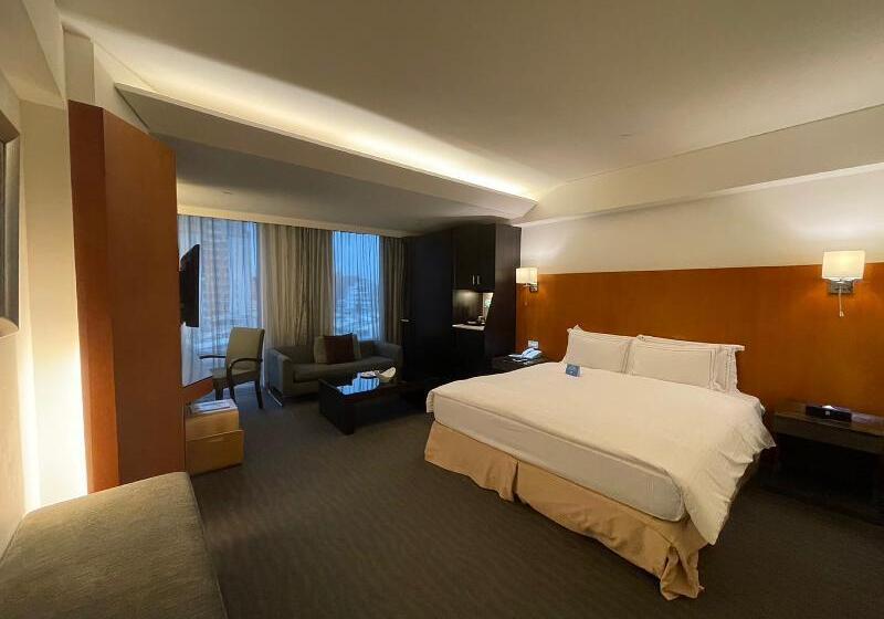 اتاق لوکس, Tempus