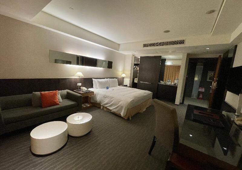 اتاق سوپریور, Tempus