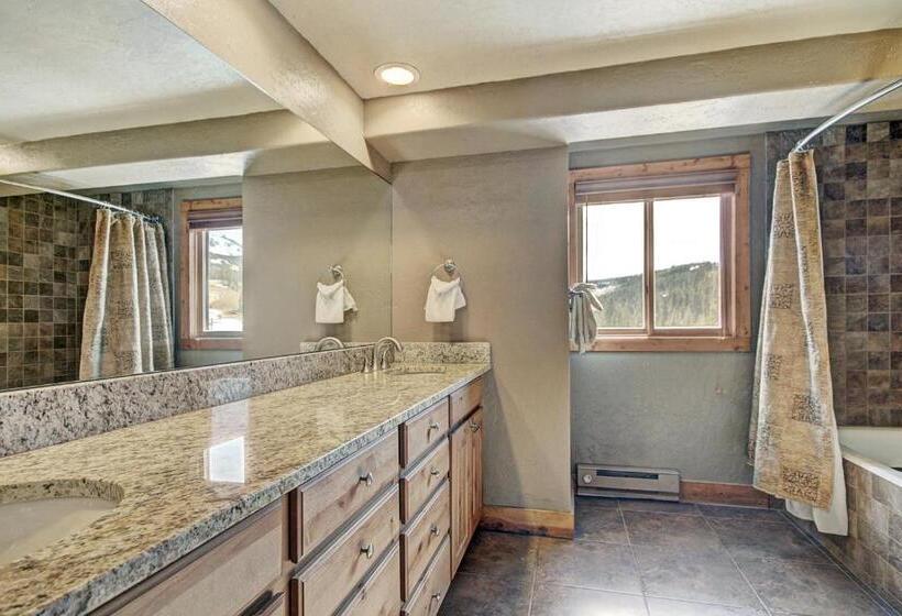 דירת שלושה חדרים, Village At Breckenridge Resort