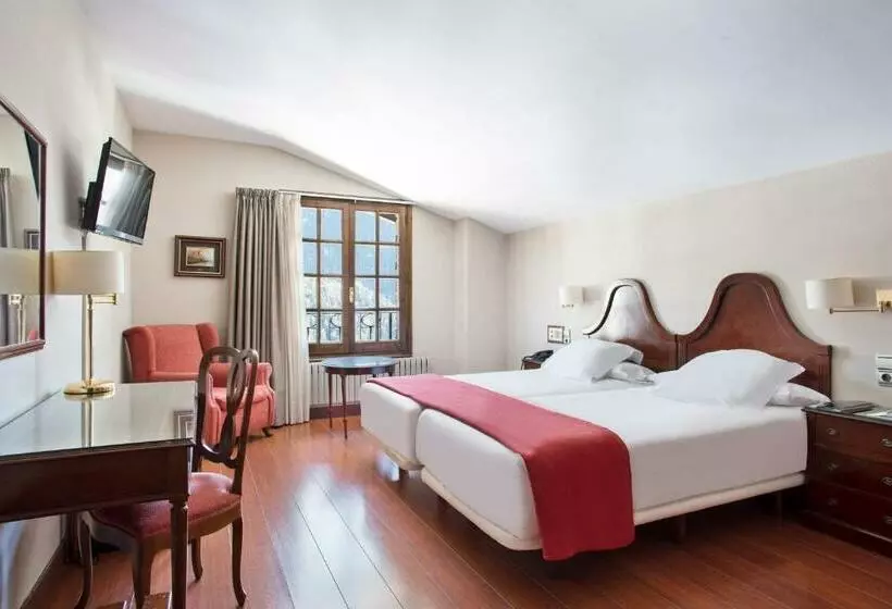 اتاق خانوادگی, Abba Xalet Suites
