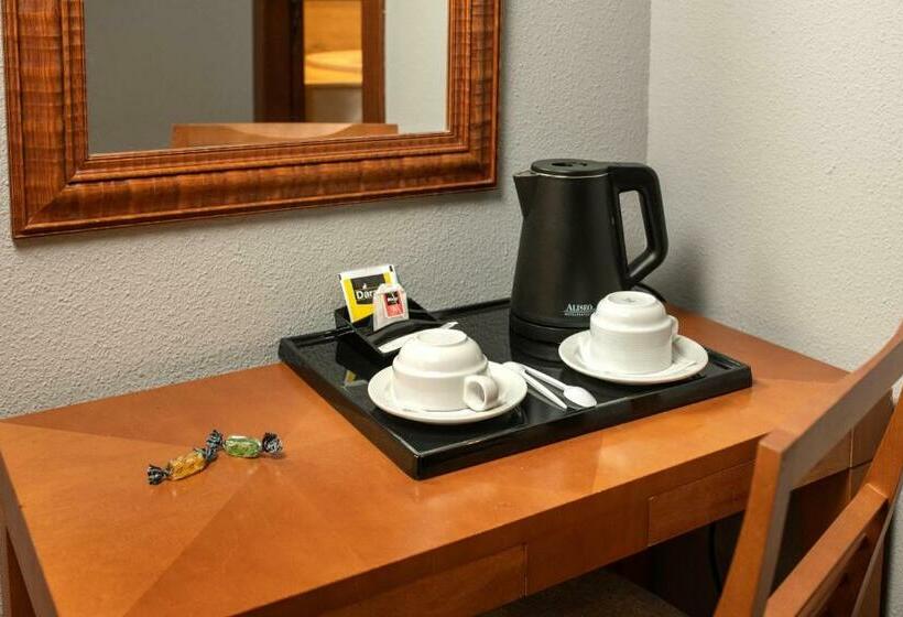 سوییت جونیور, Abba Xalet Suites