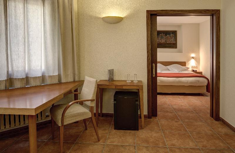 سوییت جونیور, Abba Xalet Suites