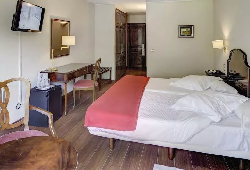 اتاق خانوادگی, Abba Xalet Suites