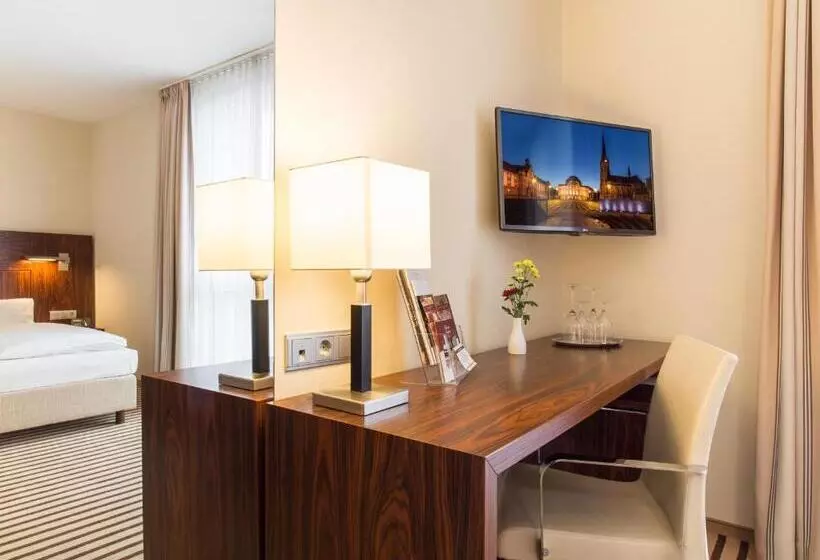 Quarto Premium, An Der Oper