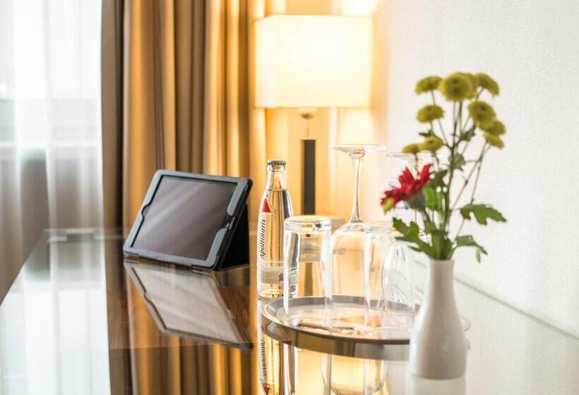 수피리어 룸, An Der Oper