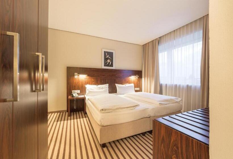 침실 1개 아파트, An Der Oper