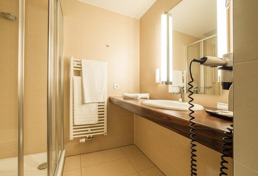 프리미엄 룸, An Der Oper