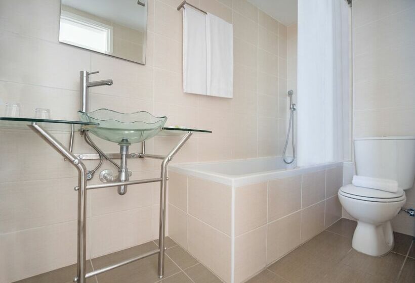 סוויטה נוף לים, Avlida