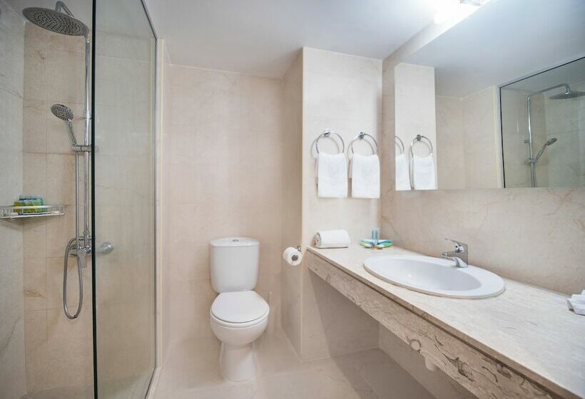 חדר משפחתי, Avlida